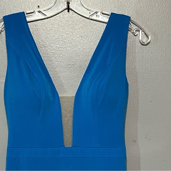 Jovani Formal/Prom Dress Sleeveless Fitted Open Back Plunging Floor Length Gown - Picture 12 of 15